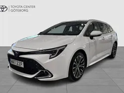 Vit Begagnad 2023 Toyota Corolla Style Kombi | 279 900 kr (Bra pris)