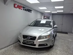Ljusgrå (grå) Begagnad 2010 Volvo V70 Momentum Kombi | 59 900 kr (Marknadspris)