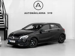 Svart Begagnad 2018 Mercedes A180 Style Halvkombi | 184 900 kr (Marknadspris)