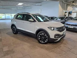 Grå Begagnad 2022 VW T-Cross SUV | 169 000 kr (Marknadspris)