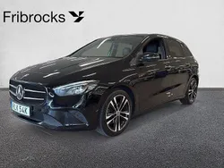 Svart Begagnad 2019 Mercedes B200 Minibuss | 229 800 kr (Marknadspris)