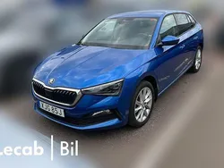 Blå (race blue metallic) Begagnad 2023 Skoda Scala Halvkombi | 229 500 kr (Marknadspris)