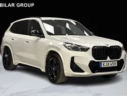 Vit Begagnad 2023 BMW iX1 Comfort Edition SUV | 679 000 kr
