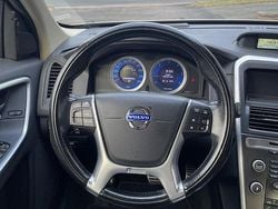 Silver Begagnad 2010 Volvo XC60 R-Design SUV | 80 000 kr (Bra pris)