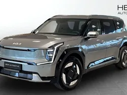 Ny 2025 Kia EV9 Plus SUV | 770 800 kr (Bra pris)