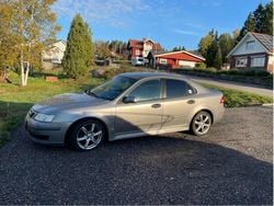 Grå Begagnad 2003 Saab 9-3 Sedan | 14 000 kr (Dyr)