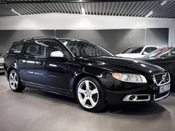 Flerfärgad Begagnad 2013 Volvo V70 R-Design Kombi | 119 900 kr (Lite dyr)