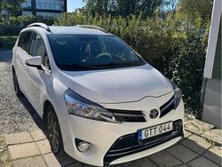 Vit Begagnad 2015 Toyota Verso Edition Minibuss | 90 000 kr (Marknadspris)