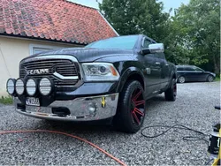 Svart Begagnad 2015 Dodge Ram Pickup | 270 000 kr (Marknadspris)
