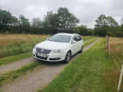 Vit Begagnad 2008 VW Passat Highline Kombi | 18 000 kr (Lite dyr)