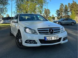 Vit Begagnad 2012 Mercedes C180 Avantgarde Sedan | 119 000 kr (Marknadspris)