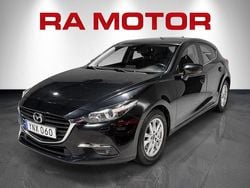 Svart Begagnad 2016 Mazda 3 Inclusive Halvkombi | 124 900 kr (Marknadspris)
