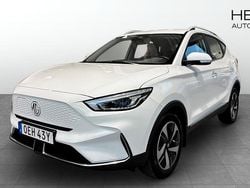 Vit (white) Begagnad 2022 MG ZS Comfort Halvkombi | 244 900 kr (Bra pris)