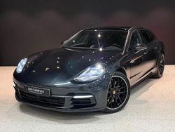Grå Begagnad 2018 Porsche Panamera 4 Sport Sedan | 599 000 kr