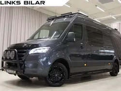 Mörkgrå (grå) Begagnad 2023 Mercedes Sprinter Van | 699 900 kr