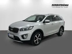 Grå Begagnad 2015 Kia Sorento SUV | 219 900 kr (Lite dyr)