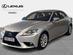 Silver Begagnad 2013 Lexus IS300h Sedan | 199 900 kr (Marknadspris)