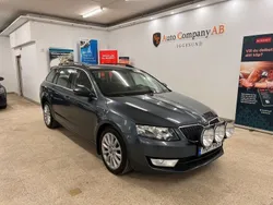 Grå Begagnad 2015 Skoda Octavia Ambition Kombi | 89 900 kr (Marknadspris)