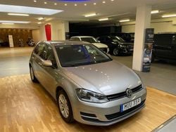 Silver Begagnad 2015 VW Golf VII S Halvkombi | 104 900 kr (Marknadspris)
