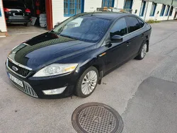 Svart Begagnad 2010 Ford Mondeo Titanium X Halvkombi | 28 000 kr (Superpris)
