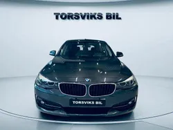 Grå Begagnad 2017 BMW 320 Gran Turismo Sport Line Halvkombi | 159 900 kr (Marknadspris)
