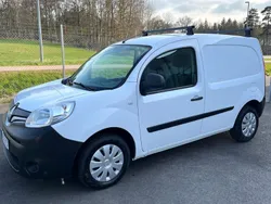 Vit Begagnad 2017 Renault Kangoo Minibuss | 99 900 kr (Marknadspris)
