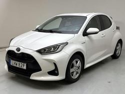 Vit Begagnad 2020 Toyota Yaris Active | 149 000 kr