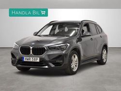 Grå Begagnad 2022 BMW X1 Sport Line SUV | 279 900 kr