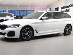 Vit Begagnad 2021 BMW 520 M Sport Kombi | 389 000 kr (Lite dyr)