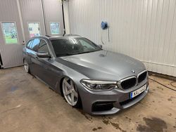 Blå Begagnad 2017 BMW 530 M Sport Kombi | 320 000 kr (Lite dyr)