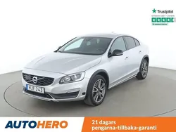 Silver Begagnad 2015 Volvo S60 CC Summum Sedan | 219 000 kr (Bra pris)