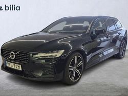 Svart Begagnad 2022 Volvo V60 R-Design Kombi | 449 000 kr (Marknadspris)