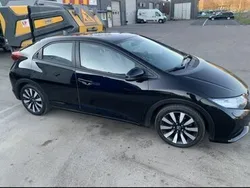 Svart Begagnad 2014 Honda Civic Sport Halvkombi | 85 000 kr (Marknadspris)