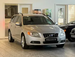 Ljusgrå (grå) Begagnad 2011 Volvo V70 Momentum Kombi | 64 999 kr (Bra pris)