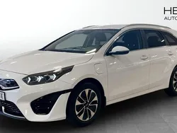 Vit (white) Begagnad 2022 Kia Ceed Sportswagon Advance Kombi | 249 900 kr (Marknadspris)