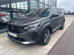 Grå Begagnad 2021 Peugeot 3008 Allure SUV | 269 900 kr (Marknadspris)