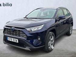 Blå Begagnad 2024 Toyota RAV4 Hybrid Active SUV | 399 800 kr (Bra pris)
