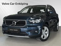 Mörkblå Begagnad 2021 Volvo XC40 Momentum SUV | 299 900 kr (Marknadspris)