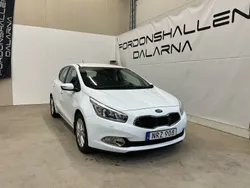Vit Begagnad 2014 Kia Ceed Comfort Halvkombi | 109 900 kr (Lite dyr)