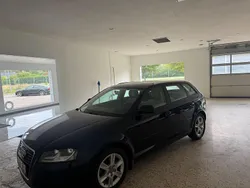 Grå Begagnad 2008 Audi A3 Sportback Attraction Halvkombi | 49 900 kr (Marknadspris)