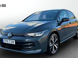 Mörkgrå Begagnad 2024 VW Golf VIII Edition Kombi | 309 900 kr