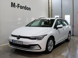 Vit Begagnad 2022 VW Golf VIII Kombi | 298 900 kr (Marknadspris)