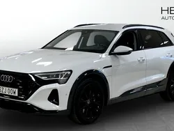 Vit (white) Begagnad 2023 Audi Q8 e-tron Design SUV | 529 900 kr (Bra pris)