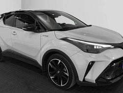 Grå Begagnad 2021 Toyota C-HR Sport SUV | 299 000 kr (Marknadspris)