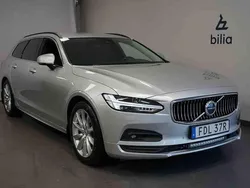 Silver Begagnad 2021 Volvo V90 Momentum Kombi | 304 900 kr (Marknadspris)
