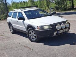 Vit Begagnad 2005 Volvo XC70 Momentum Kombi | 40 000 kr