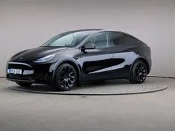 Svart Begagnad 2021 Tesla Model Y Long Range SUV | 319 000 kr