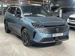 Blå Begagnad 2025 Peugeot 5008 GT Minibuss | 409 900 kr