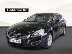 Svart Begagnad 2011 Volvo V60 Momentum Kombi | 109 000 kr (Marknadspris)