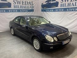 Mörkblå (blå) Begagnad 2005 Mercedes E240 Elegance Sedan | 49 800 kr (Superpris)